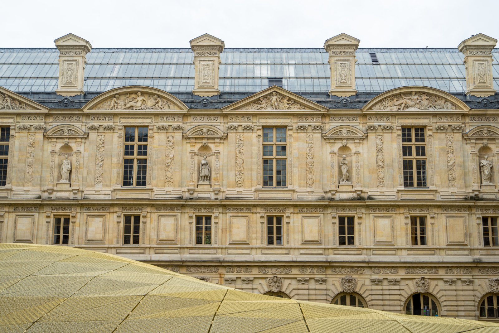 Louvre